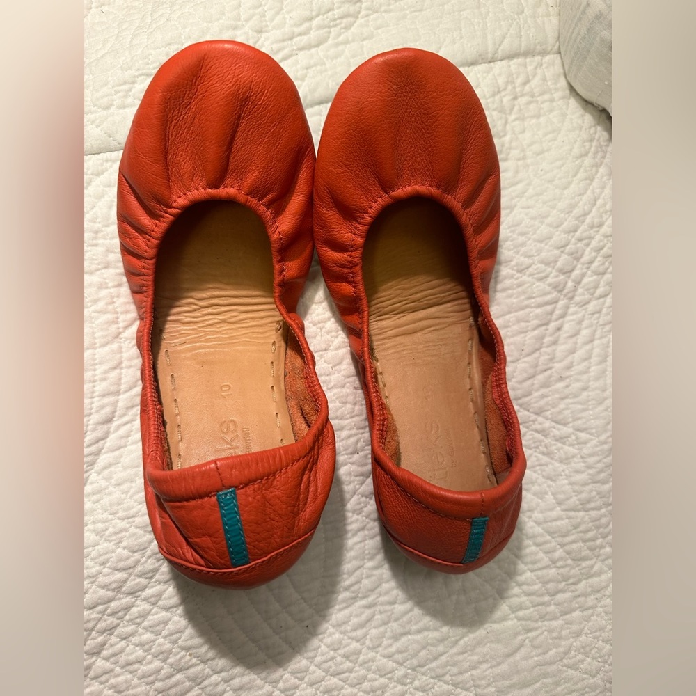 Tieks Tangerine size 10